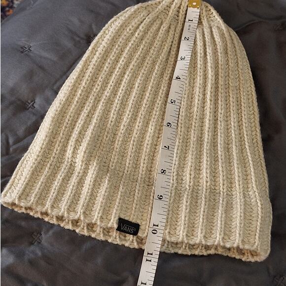 Vans Beanie UNISEX OSFM Cream Skateboarding Streetwear Athleisure Cozycore - Picture 5 of 7